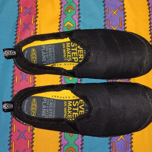 Keen Slip On Howser II Loafer Moccasin Comfort Lined Shoes Outdoors - Picture 4 of 6